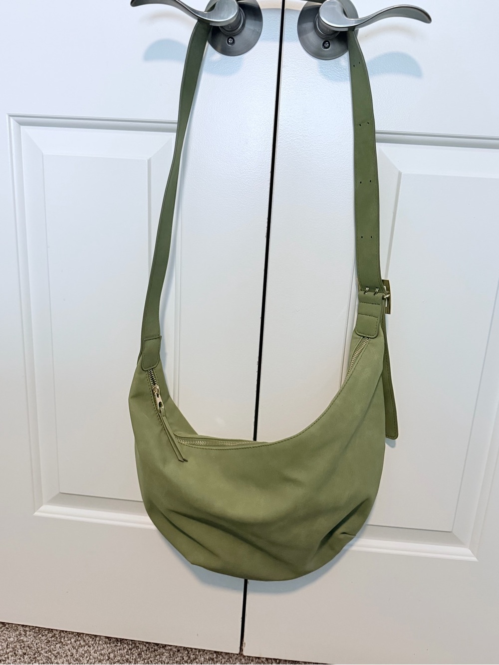 Universal Thread Olive Green Shoulder Crossbody Bag